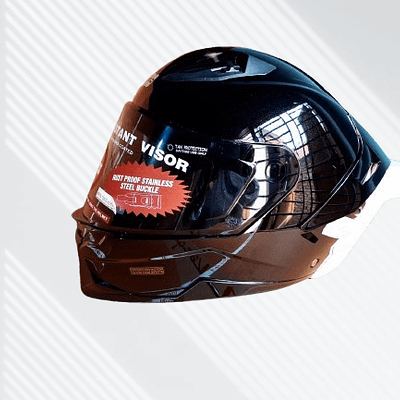 Studds Raider Super Glossy Black full-face motorcycle helmet with premium black finish designed for safety, comfort, and highway riding
